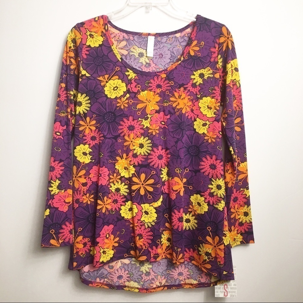 *3 for $36* Lularoe Lynnae Shirt Size Small